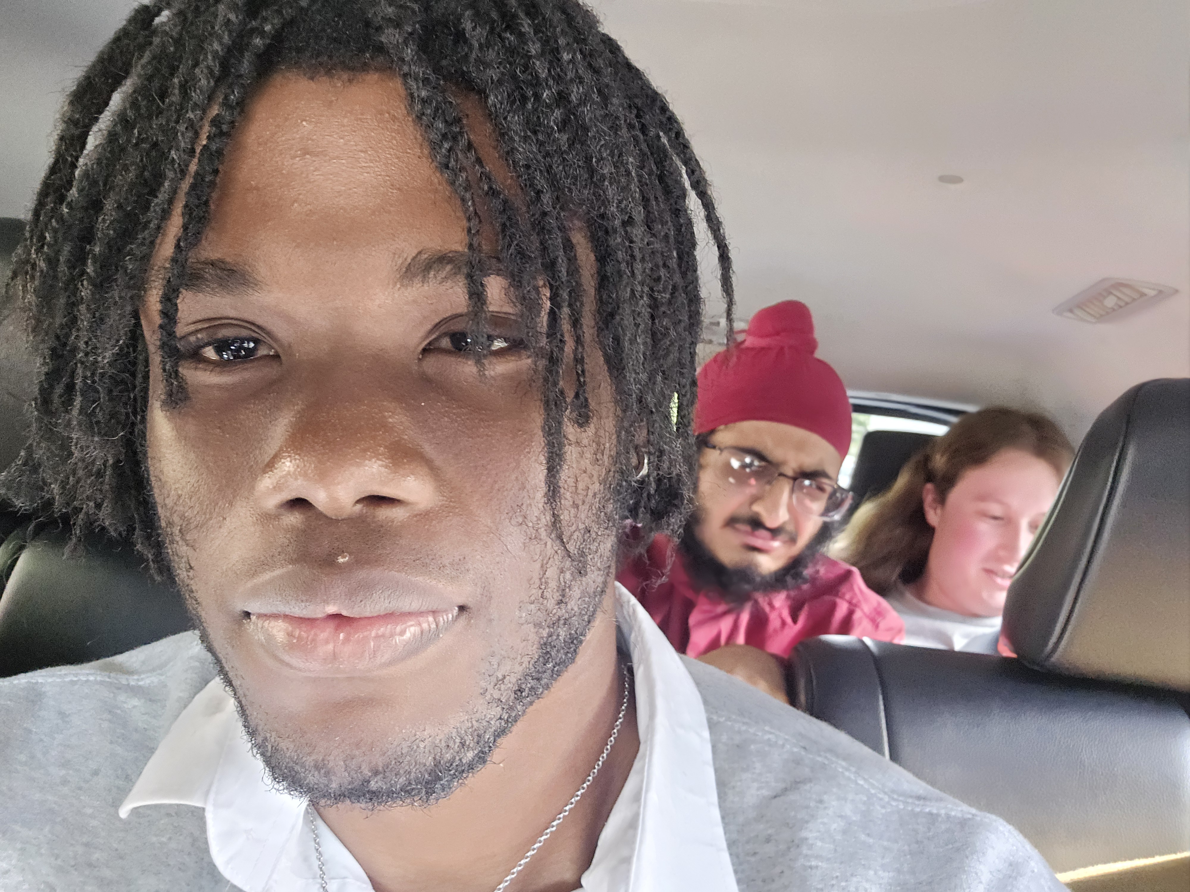 Early arrival outside the tournament hotel